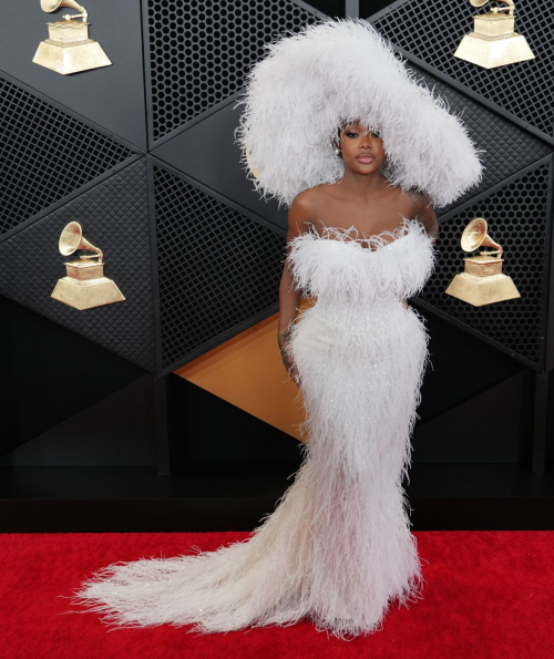 Summer Walker at 66th Grammy Awards in Los Angeles, February 2024 4