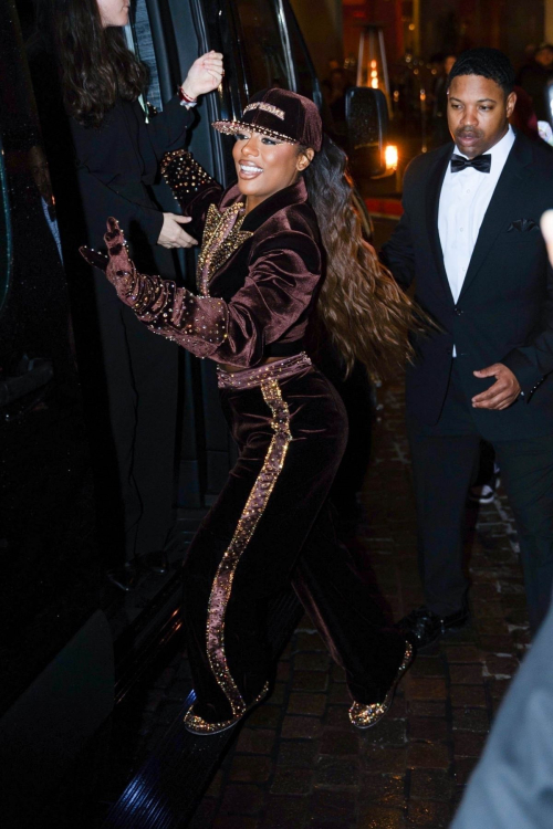 Victoria Monet Arriving at Pre-GRAMMY Gala and GRAMMY Salute in Beverly Hills, February 2024 3