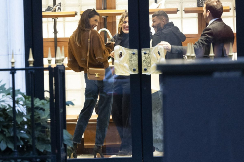 Alessandra Ambrosio Shopping at Bottega Veneta in Paris, February 2024 1