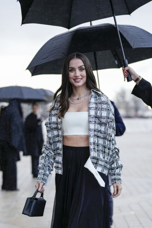 Ana de Armas Arrives at Louis Vuitton Show at Paris Fashion Week, March 2024 1