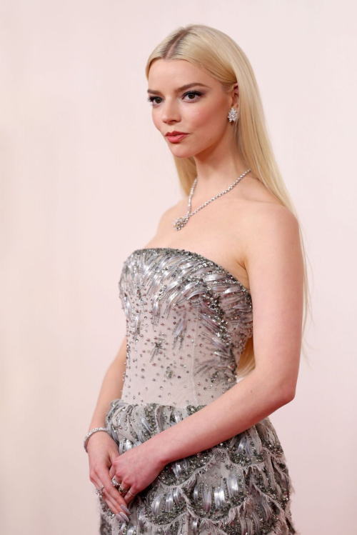 Anya Taylor-Joy at 96th Annual Academy Awards in Los Angeles, March 2024 3