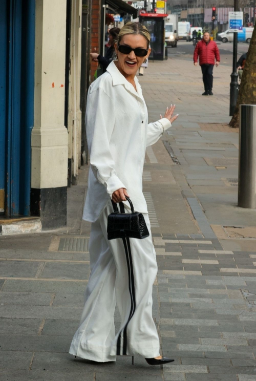 Ashley Roberts Leaving Heart Breakfast London, March 2024 4