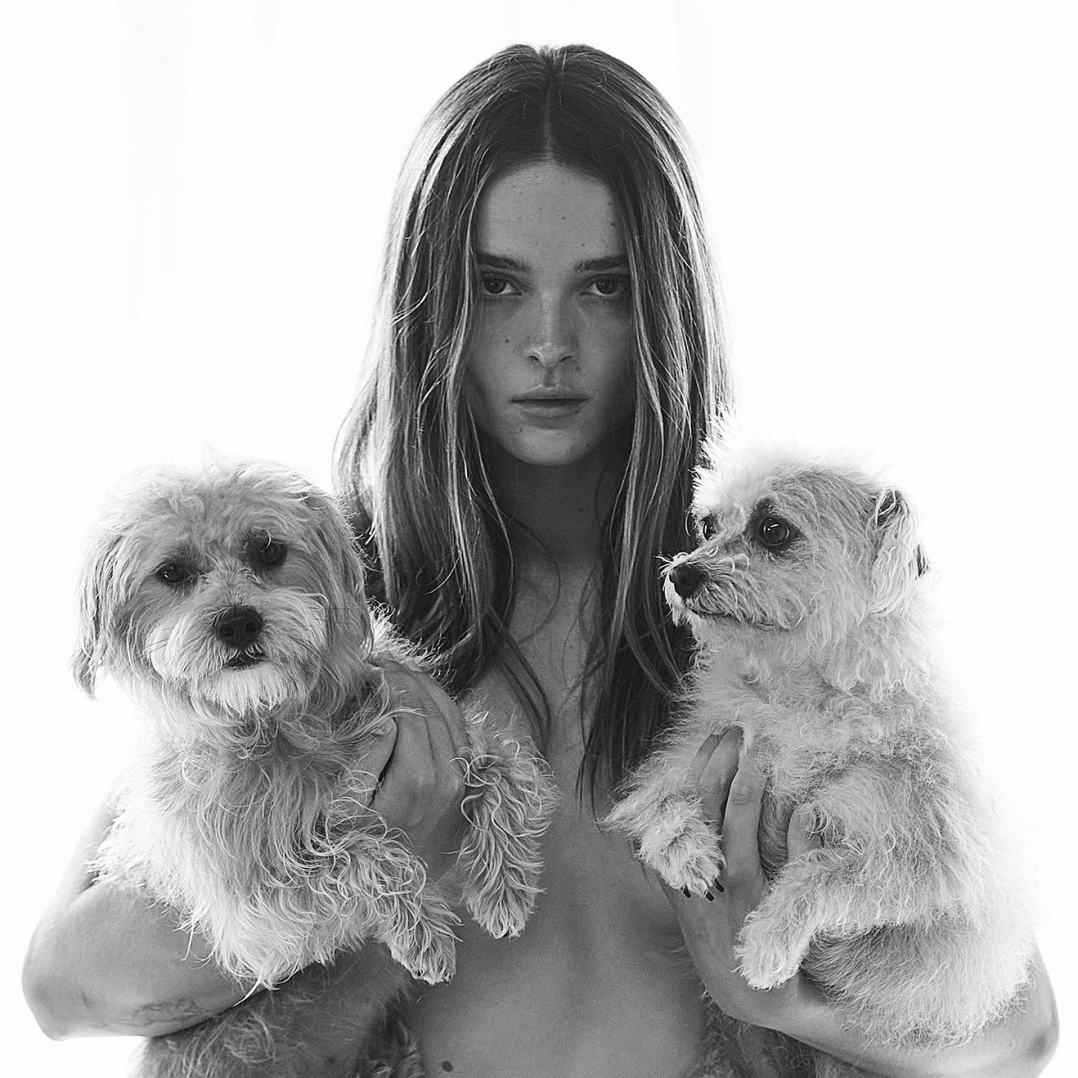 Charlotte Lawrence for Peropero Pet Care Campaign, 2024