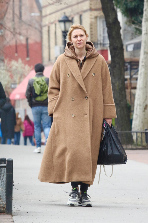 Claire Danes Out and About in New York, March 2024 3