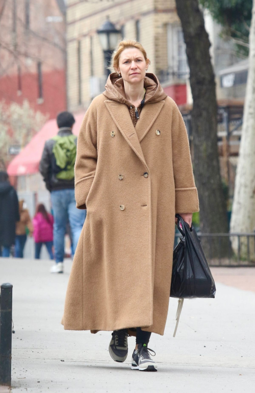 Claire Danes Out and About in New York, March 2024 6