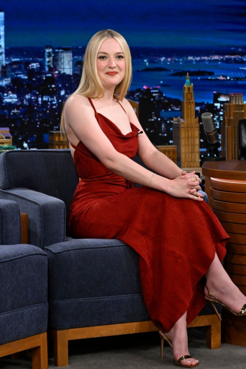 Dakota Fanning at Tonight Show Starring Jimmy Fallon in New York, March 2024 4