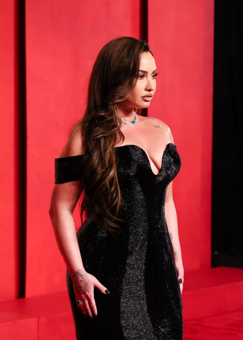 Demi Lovato at Vanity Fair Oscar Party in Beverly Hills, March 2024 6