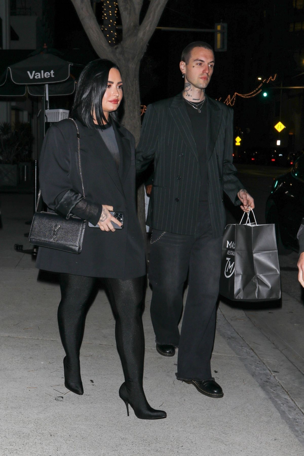 Demi Lovato Dinner Date at Mastro’s Los Angeles