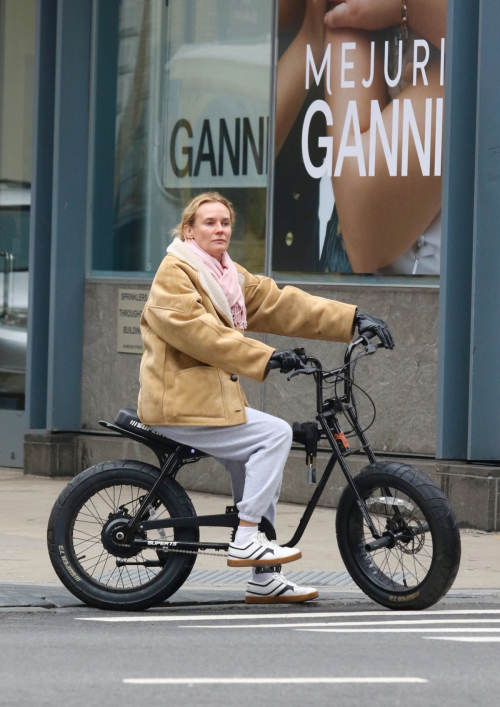 Diane Kruger Rides Ger Electric Bike in New York, March 2024 6