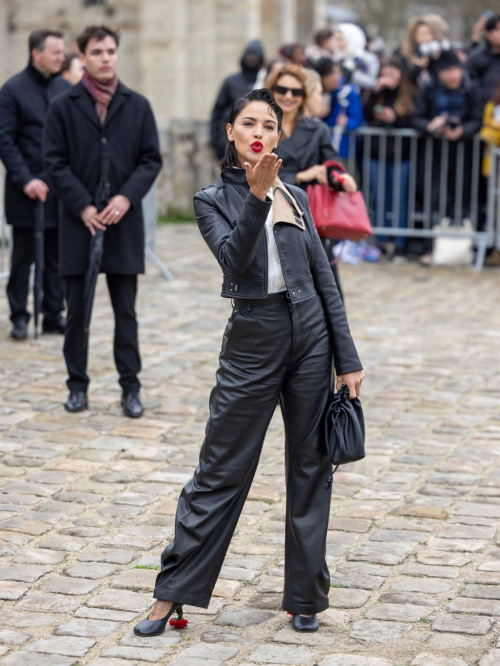 Eiza Gonzalez at Loewe Fashion Show Paris Fashion Week, March 2024 1