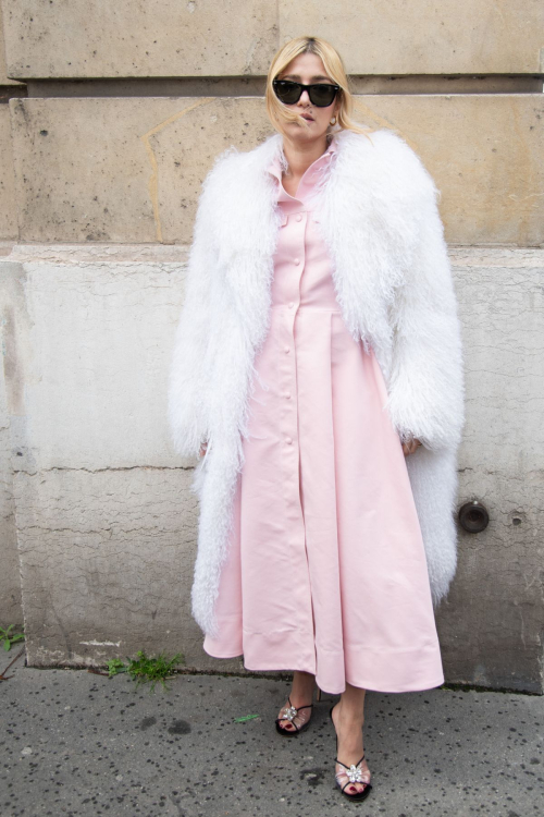 Eleonora Carisi at Giambattista Valli Womenswear FW24-25 Show, March 2024 1