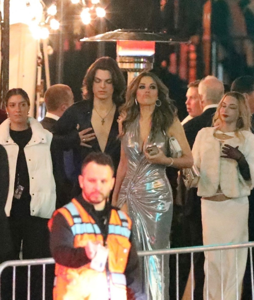 Elizabeth Hurley Leaving Vanity Fair Oscar Party, March 2024