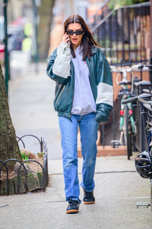 Emily Ratajkowski Out and About in New York, March 2024 6