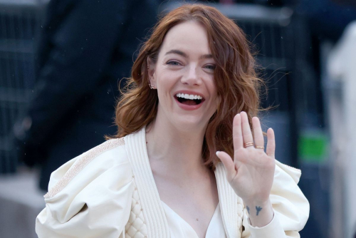 Emma Stone Arrives at Louis Vuitton Fashion Show at Paris Fashion Week, March 2024 1