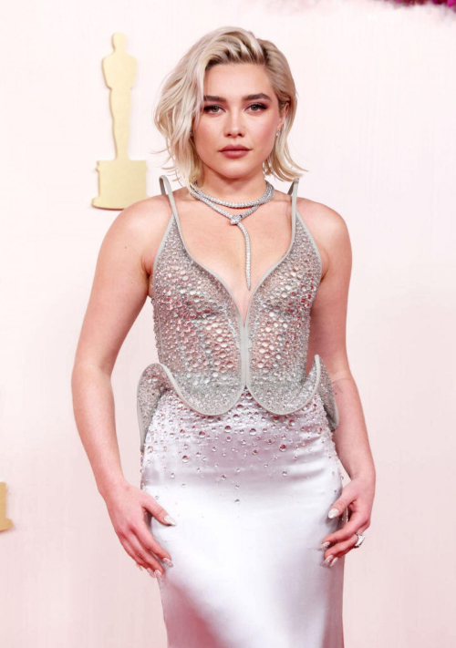 Florence Pugh at 96th Annual Academy Awards in Los Angeles, March 2024 2