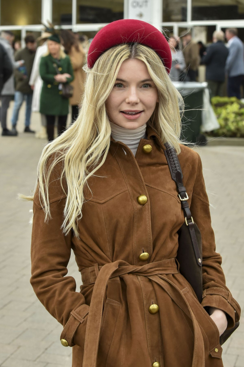 Georgia Toffolo Arrives at Cheltenham Festival 2024, March 2024 2