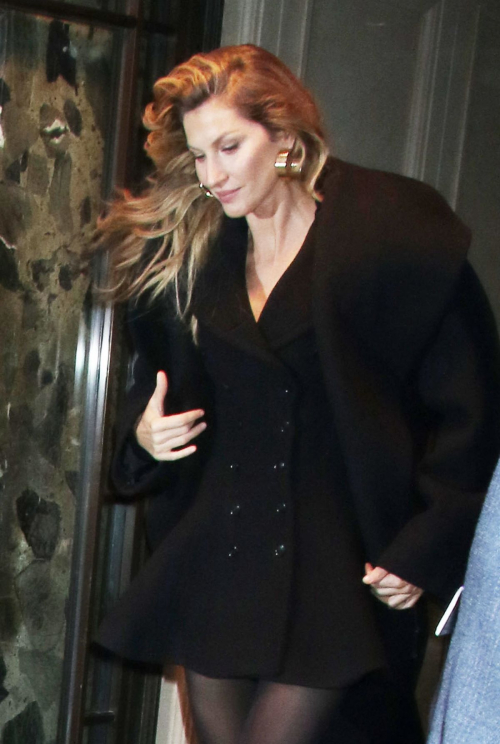 Gisele Bundchen Heading to Jimmy Fallon Show, March 2024 1