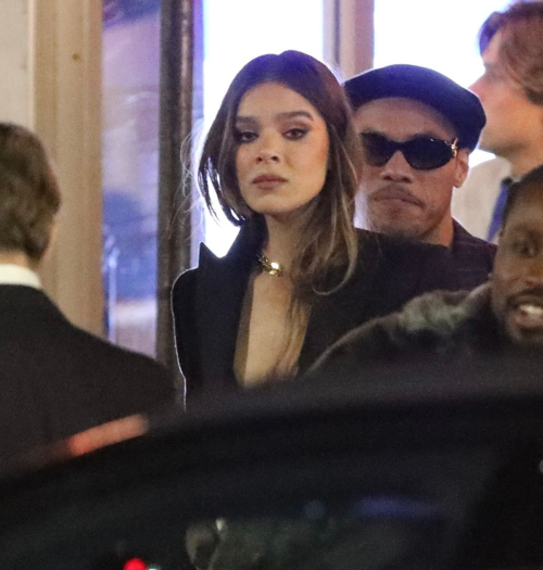 Hailee Steinfeld Leaves Vanity Fair Oscar Party, March 2024 4