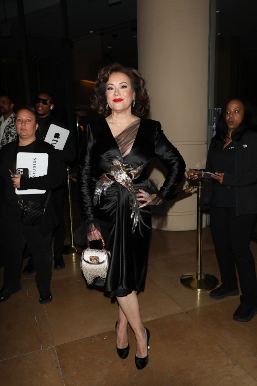 Jennifer Tilly Arrives at GLAAD Awards in Beverly Hills, March 2024 5