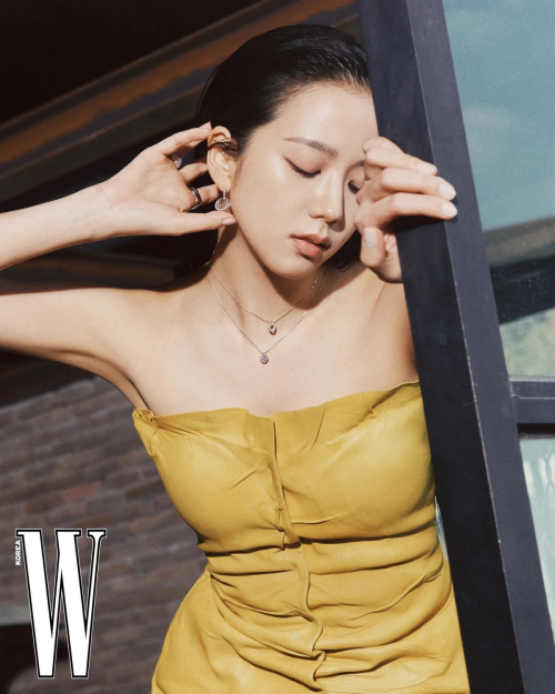 Jisoo for W Magazine Korea, April 2024 10