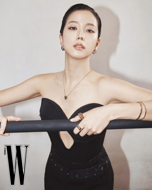 Jisoo for W Magazine Korea, April 2024 7