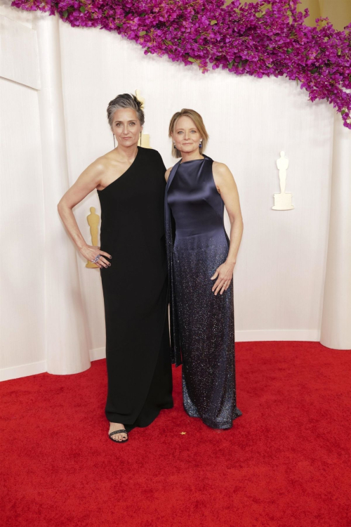 Jodie Foster and Alexandra Hedison at Academy Awards, March 2024 2