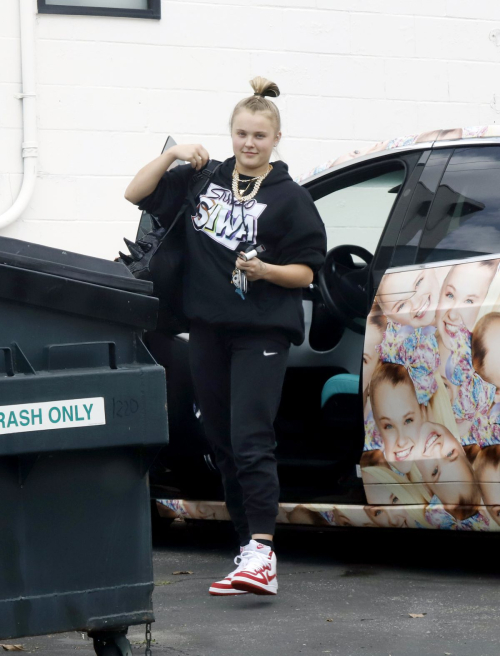 Jojo Siwa Arriving at Dance Practice Los Angeles 2