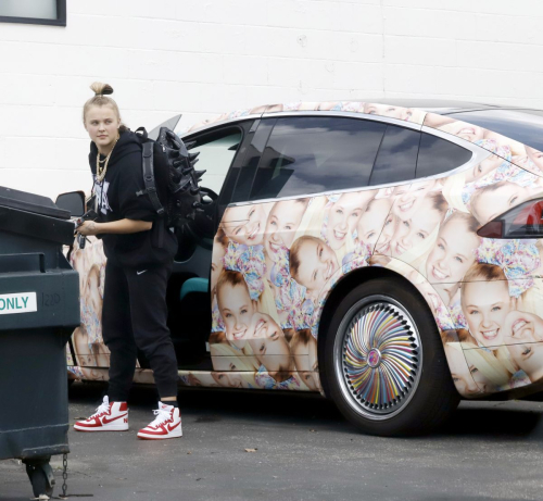 Jojo Siwa Arriving at Dance Practice Los Angeles 3