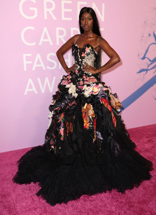 Judith Heard at 2024 Green Carpet Fashion Awards in Los Angeles, March 2024 4