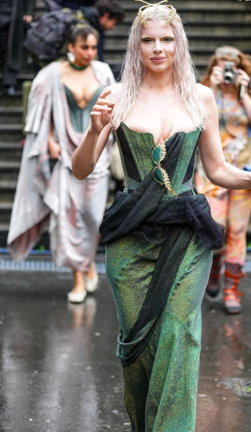 Julia Fox at Vivienne Westwood Womenswear FW Show in Paris, March 2024 1