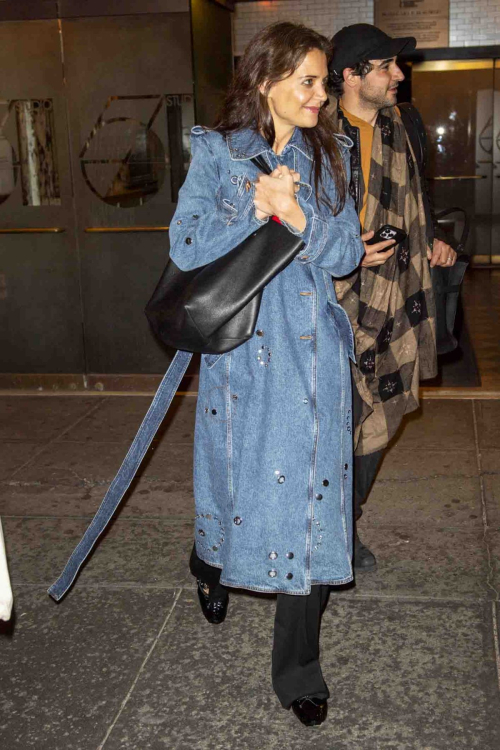 Katie Holmes Leaves a Broadway Play in New York 1