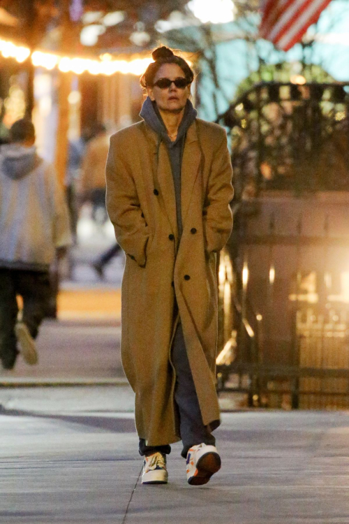 Katie Holmes Out and About in New York, March 2024 1