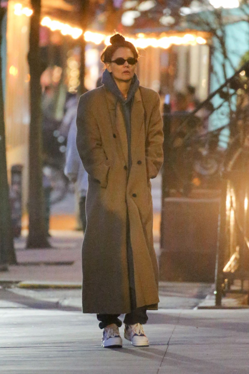 Katie Holmes Out and About in New York, March 2024 5