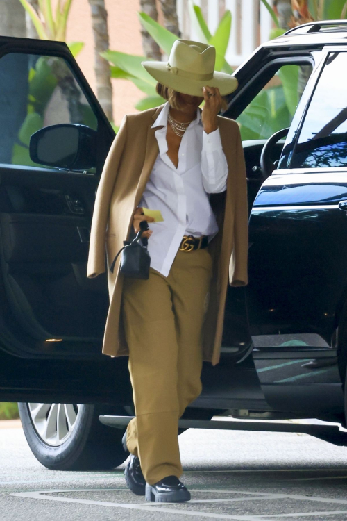 Kelly Rowland Arrives at Beverly Hills Hotel, March 2024 4