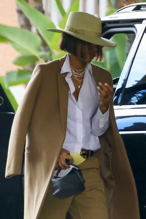 Kelly Rowland Arrives at Beverly Hills Hotel, March 2024 6