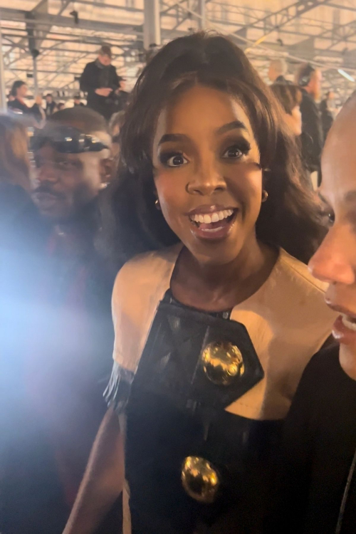 Kelly Rowland at Louis Vuitton Show Paris, March 2024 3