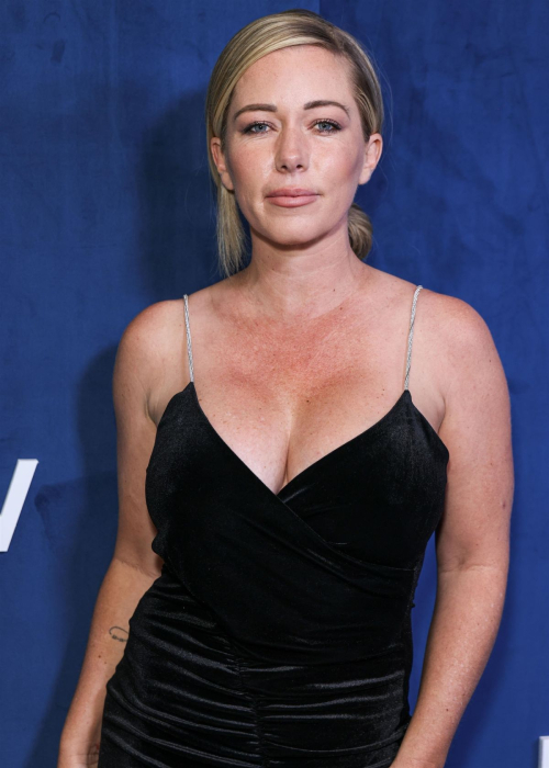 Kendra Wilkinson at DirecTV Streaming with Stars Oscar Viewing Party, March 2024 2