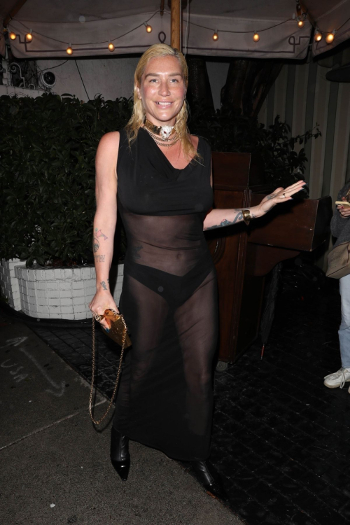 Kesha Arrives at Vanities A Night For Young Hollywood Event, March 2024 6