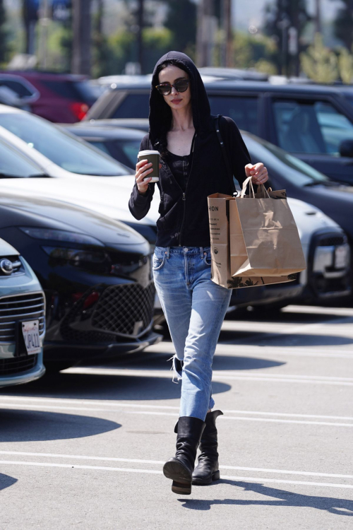 Krysten Ritter Out for Coffee and Groceries in Studio City, March 2024 2