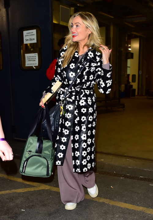 Laura Whitmore Leaves Comic Relief Studios in Salford, March 2024 3