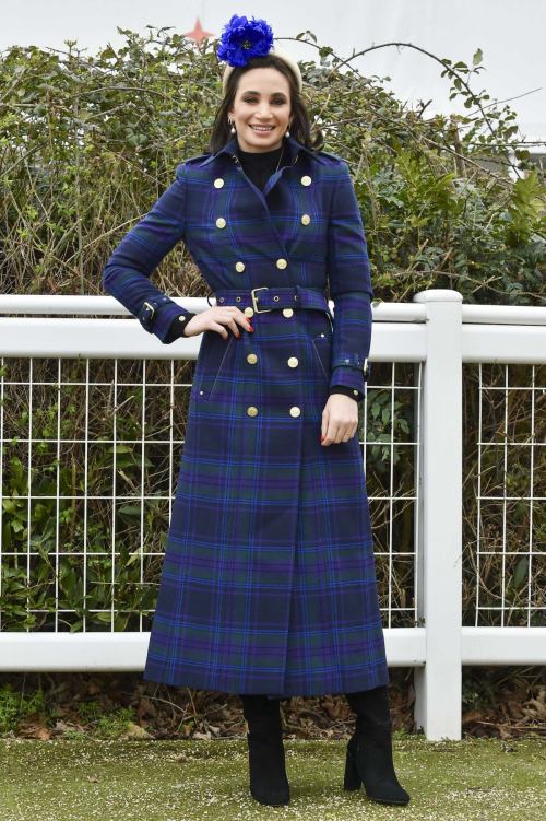 Laura Wright Arrives at Cheltenham Festival Style Wednesday, March 2024 3