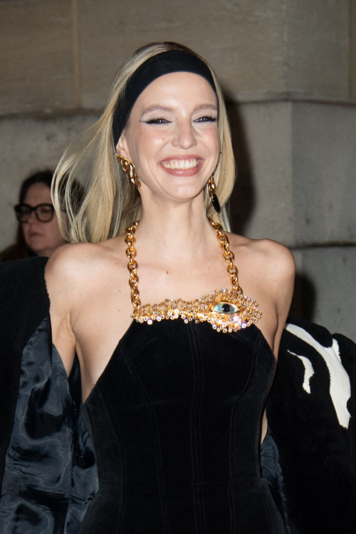 Leonie Hanne at Schiaparelli Show Paris Fashion Week, February 2024 1