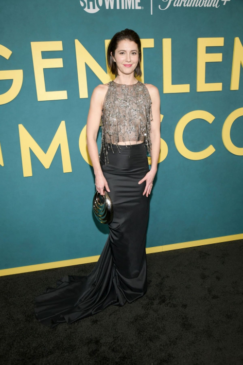 Mary Elizabeth Winstead at Apples Never Fall Premiere, March 2024 2