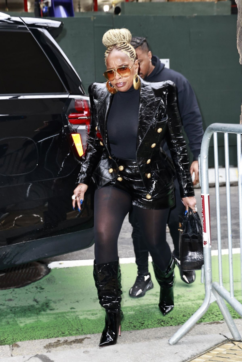 Mary J. Blige Arrives at Today Show in New York, March 2024 2