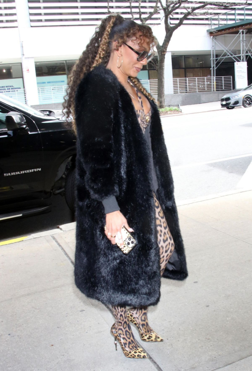 Melanie Brown Arrives at Drew Barrymore Show in New York, March 2024 2