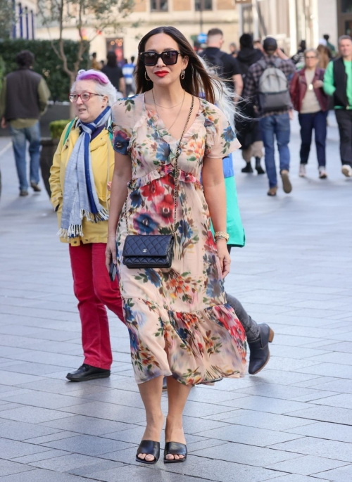 Myleene Klass Arriving at Smooth Radio Studio London 4