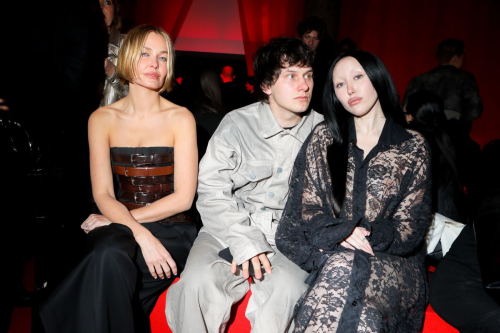 Noah Cyrus at Vetements FW24-25 Runway Show in Paris, March 2024 1