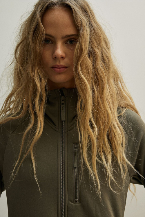 Olivia Vinten for H&M Sportswear 2024 4