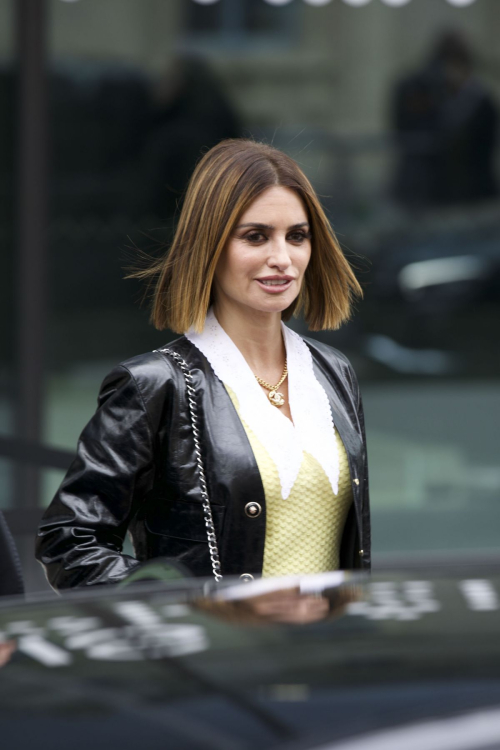 Penelope Cruz Leaves Chanel Show at Paris Fashion Week, March 2024 6