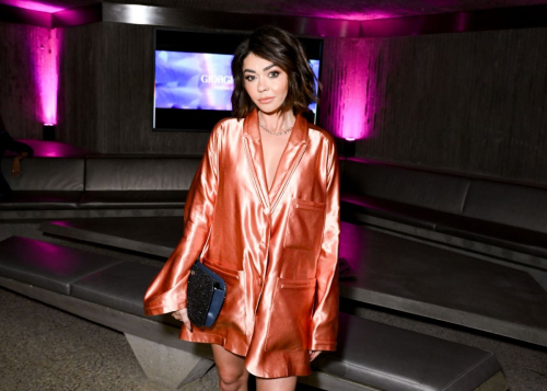 Sarah Hyland at Giorgio Armani Prisma Glass Launch Party in Beverly Hills, March 2024 2